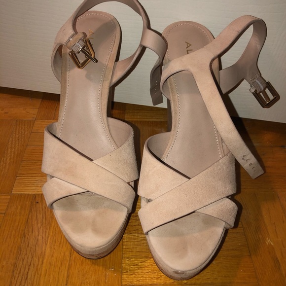 Beige heels from Aldo - Picture 2 of 4